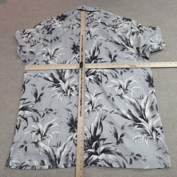 Tommy Bahama Shirt Large Gray Loop Collar Floral Silk Geometric Lot of 2 - Picture 5 of 11